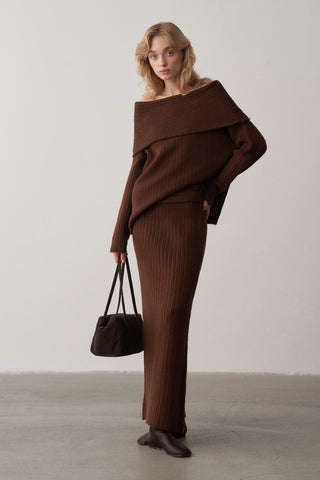 Kayık Yaka Triko Kazak