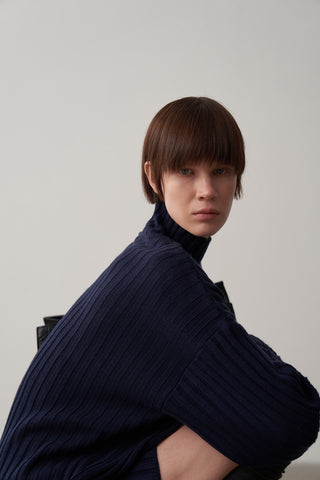 Balıkçı Yaka Etekli Triko Takım