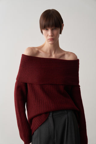 Kayık Yaka Triko Kazak