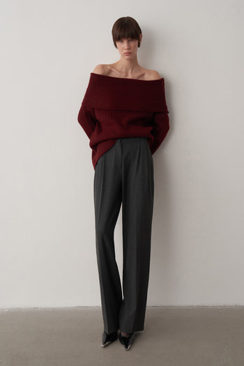 Kayık Yaka Triko Kazak