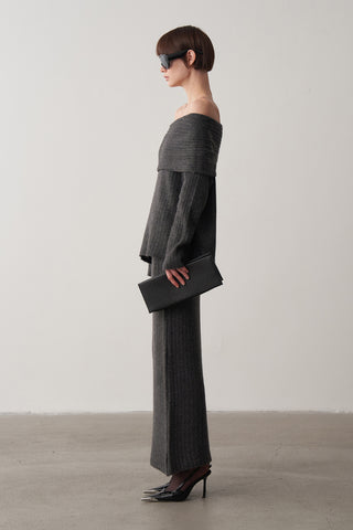 Kayık Yaka Etekli Triko Takım