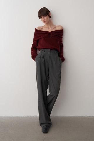 Kayık Yaka Aksesuar Detaylı Kazak